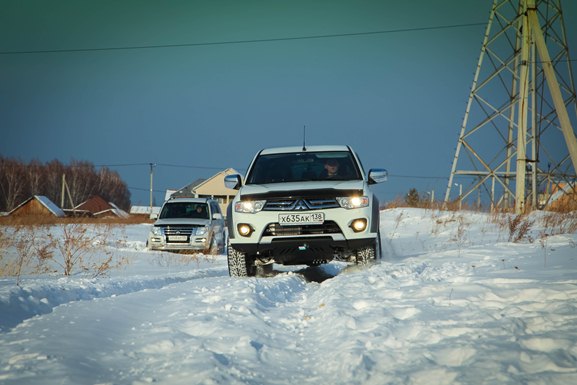 Внедорожный зимний тест-драйв MITSUBISHI Pajero и L200 в Иркутске.  